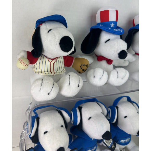 Snoopy Peanuts x MetLife Plush Bundle lot of 11 Stuffed Animals With Duplicates - Picture 9 of 14